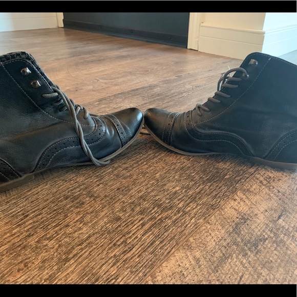 Cute booties! Size US6.5 UK38 women’s. - Picture 3 of 4